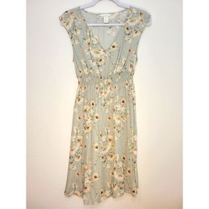 H&M Mama Mint Floral Dress Maternity Small in like new condition, never worn.